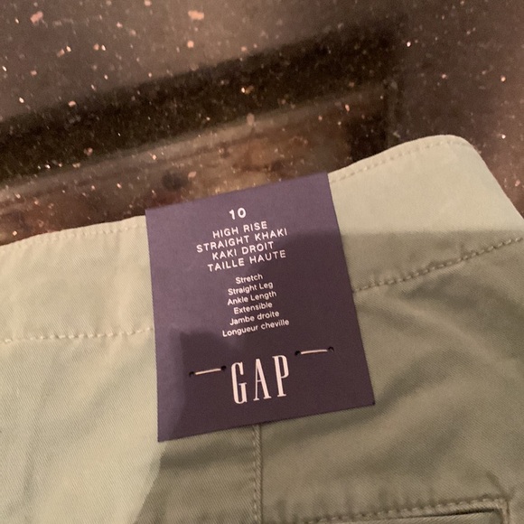 Size 10 GAP high rise, straight khaki and green - Picture 3 of 7